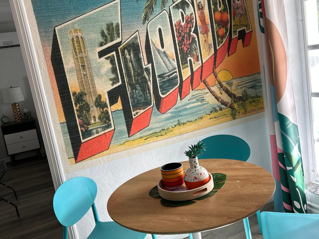 Salt Water Suites主图