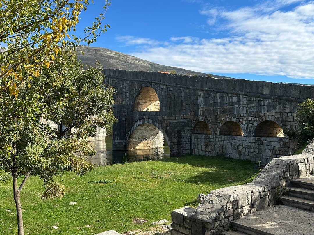 Arslanagica Bridge-特雷比涅必去景点