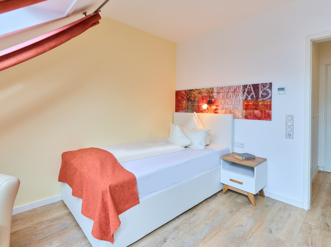 Arador-City Hotel主图