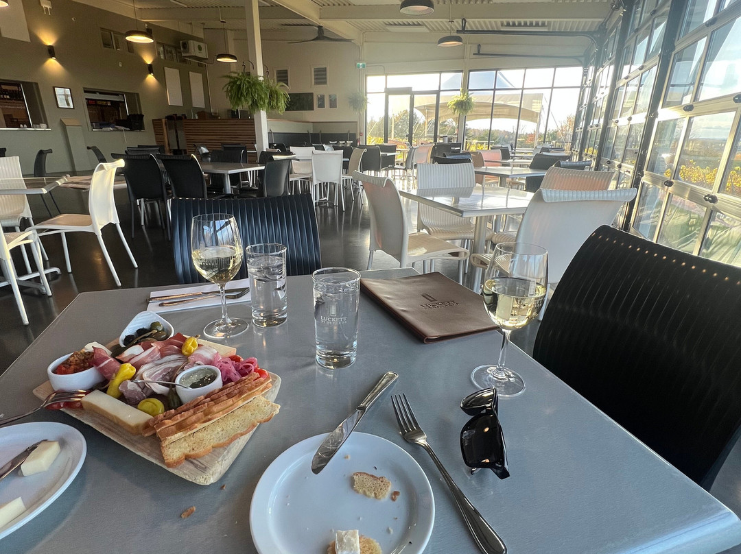 Luckett Vineyards-Wolfville必去景点