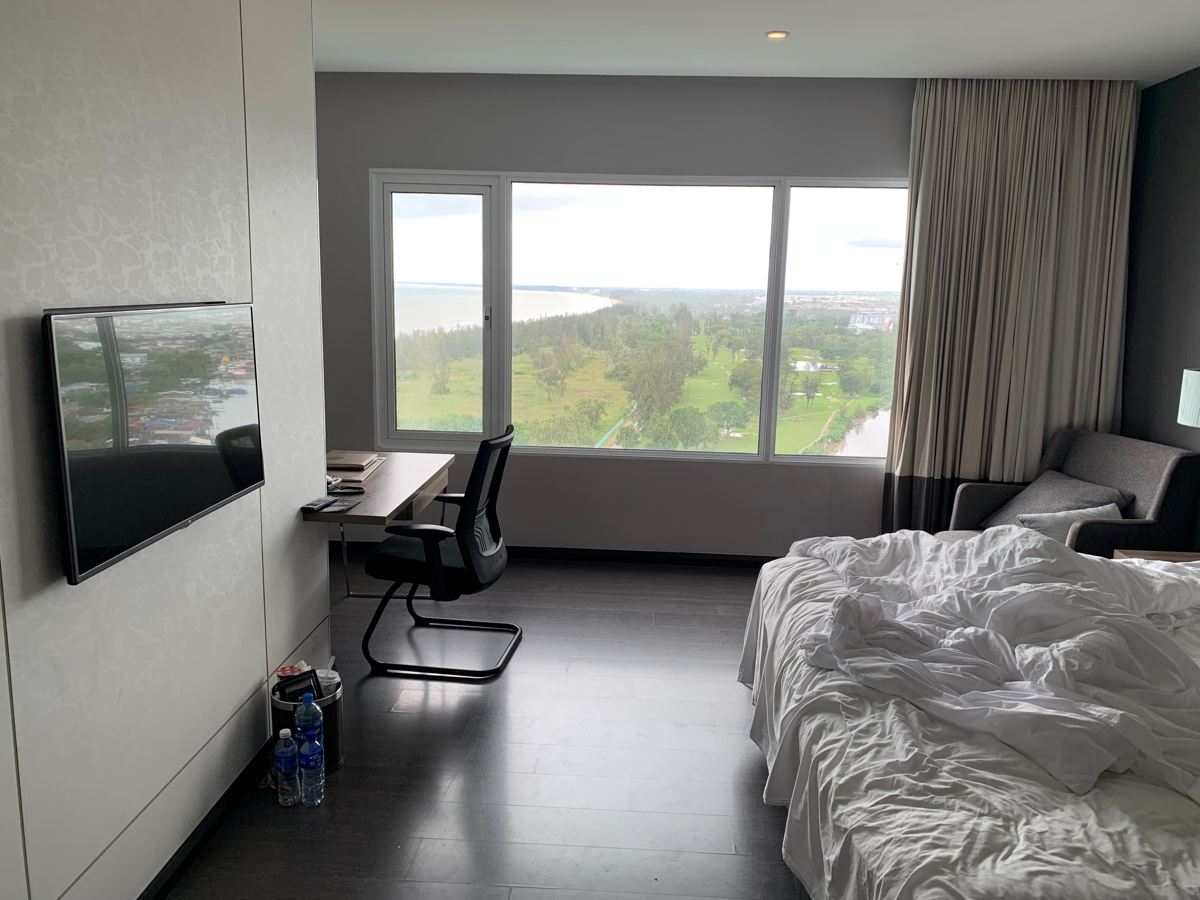 铂尔曼美里海滨酒店-官方