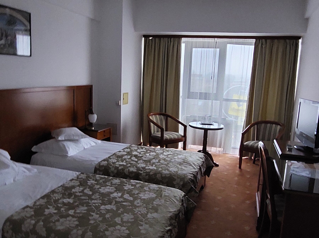 Emma West Hotel主图