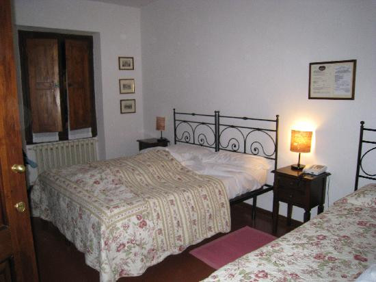 Montefioralle酒店住宿-艾尔伯格吉欧瓦尼大维拉萨诺酒店