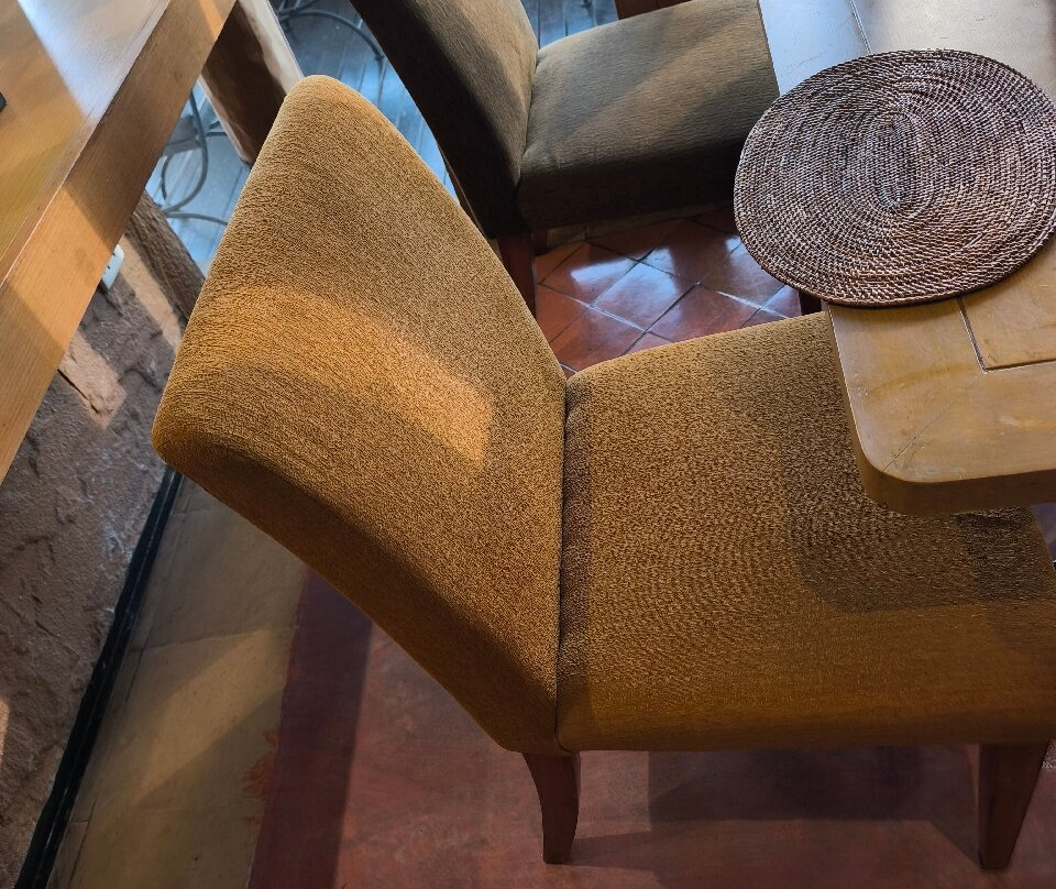 河边服务式酒店公寓主图