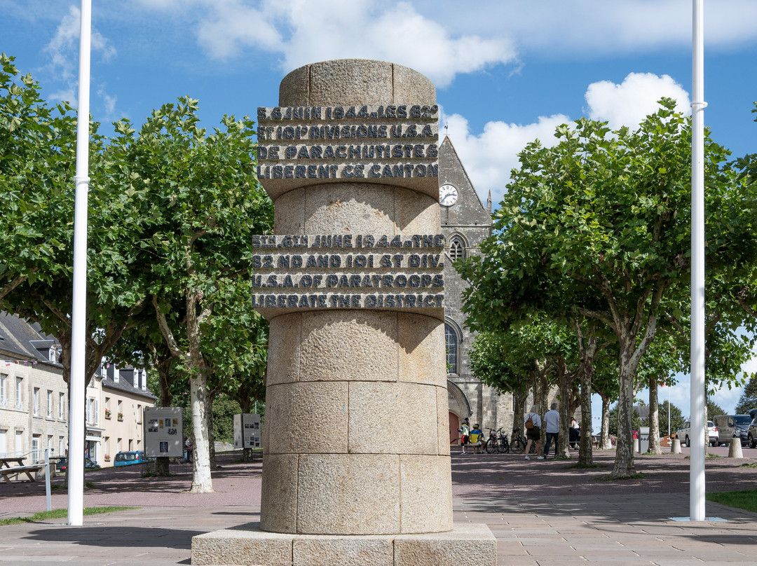Le Monument SIGNAL-Sainte-Mere-Eglise必去景点
