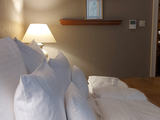 万豪精品酒店主图