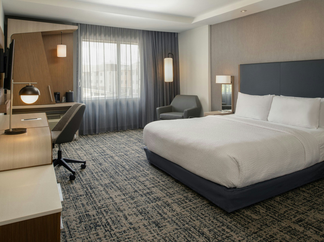 Courtyard by Marriott Houston City Place主图