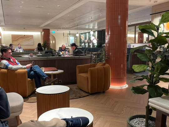 No1 Lounge at Heathrow Terminal 2-豪恩斯洛必去景点
