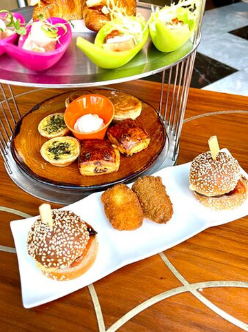 新加坡国敦河畔大酒店主图