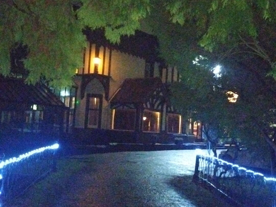 狩猎塔酒店主图