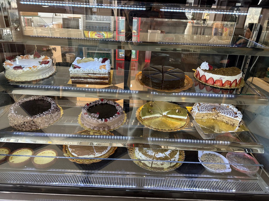 La calèche plus cafe patisserie restaurant