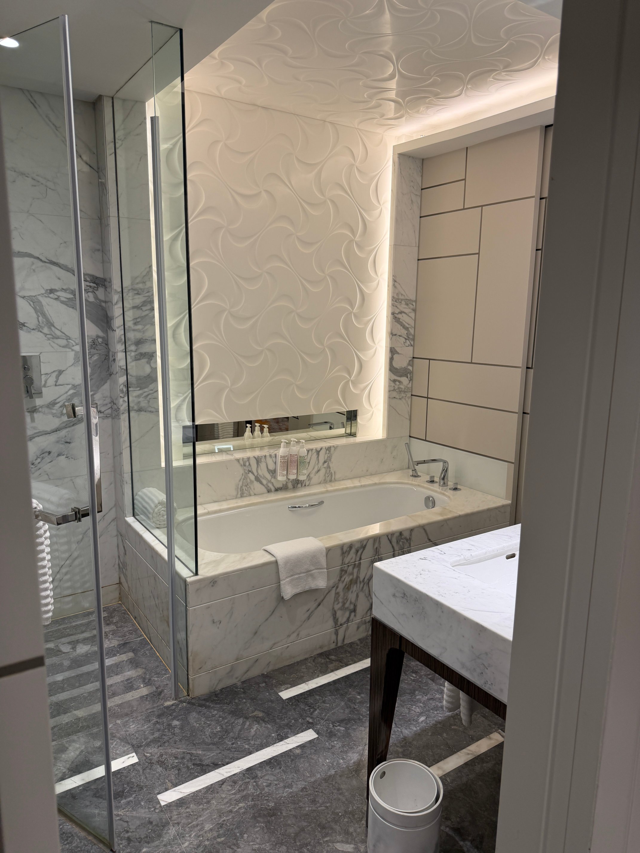 Le Royal Méridien Place Vendôme Lusail-浴室