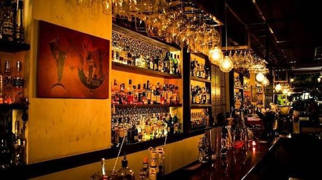 Ale Blues-雅典必去景点