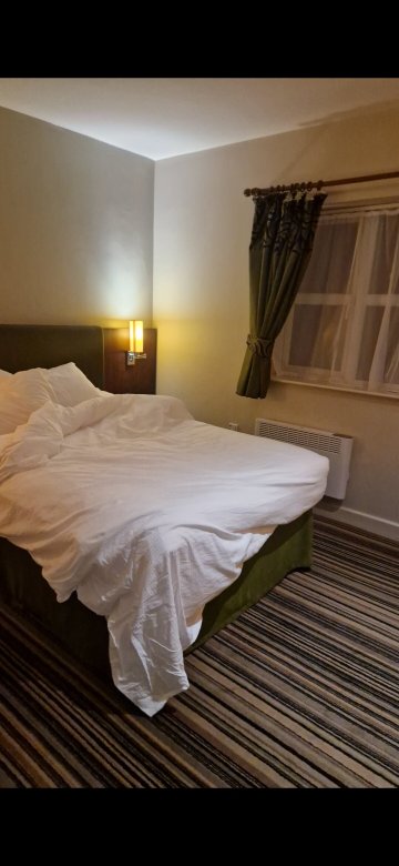 Burntwood法院酒店-官方