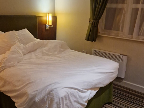 Burntwood法院酒店主图