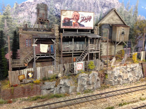 The Suncoast Center for Fine Scale Modeling-Odessa必去景点