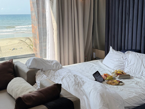 Alora Beach Resort-阿克拉必去景点