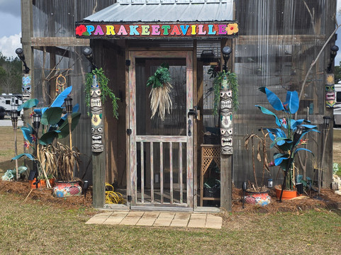 Holmes Creek Canoe Livery-Vernon必去景点