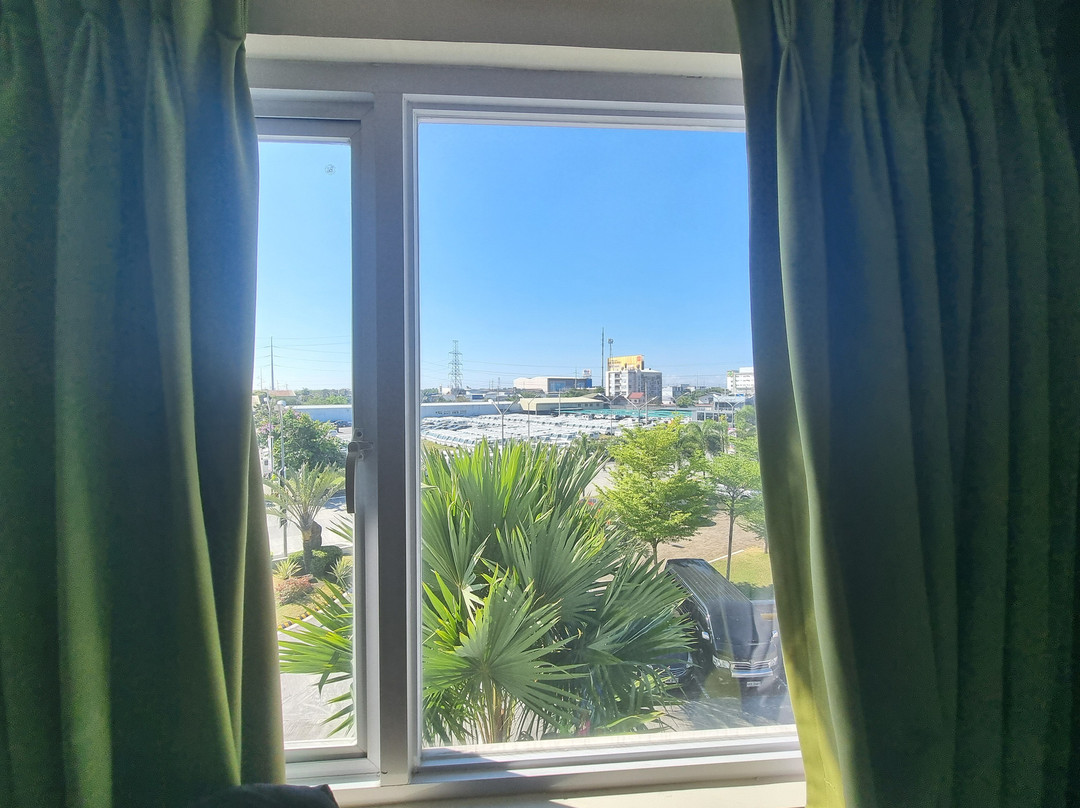 圣费尔南多麦客达温德姆套房酒店主图