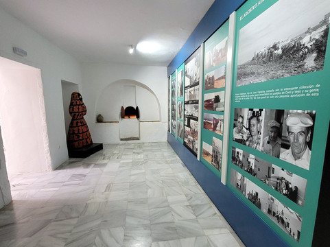 Museo Municipal de Costumbres y Tradiciones-贝赫尔－德拉弗龙特拉必去景点