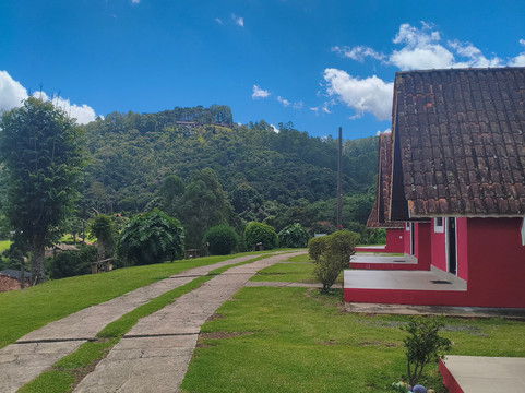 大地自然旅馆主图