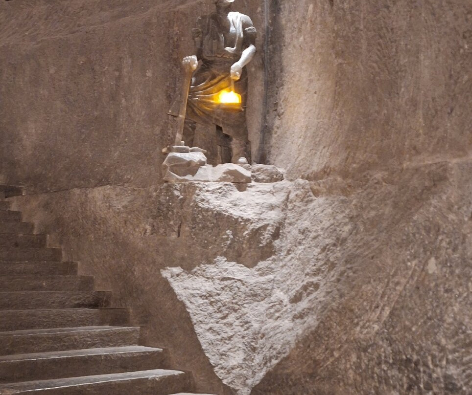 Saltworks garden-维利奇卡必去景点