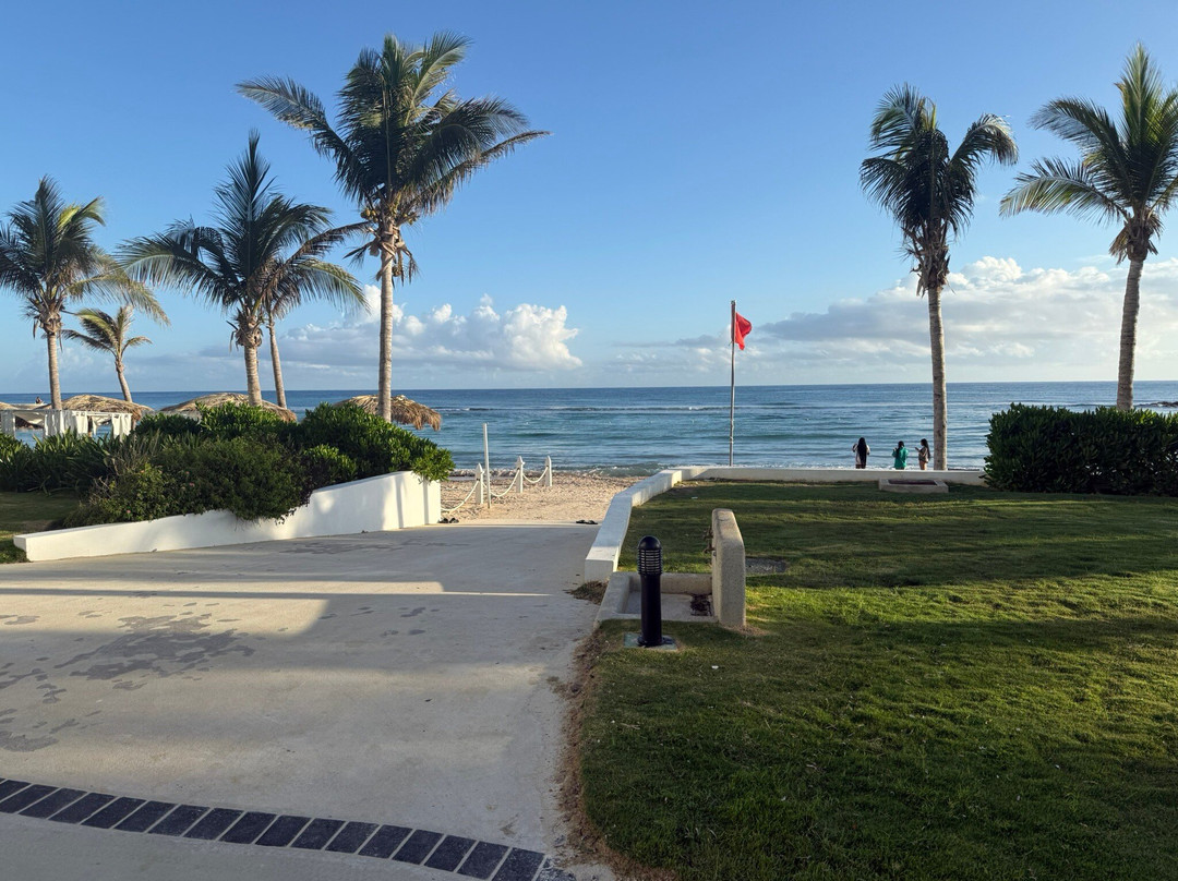 海洋伊甸湾酒店-限成人-全包主图