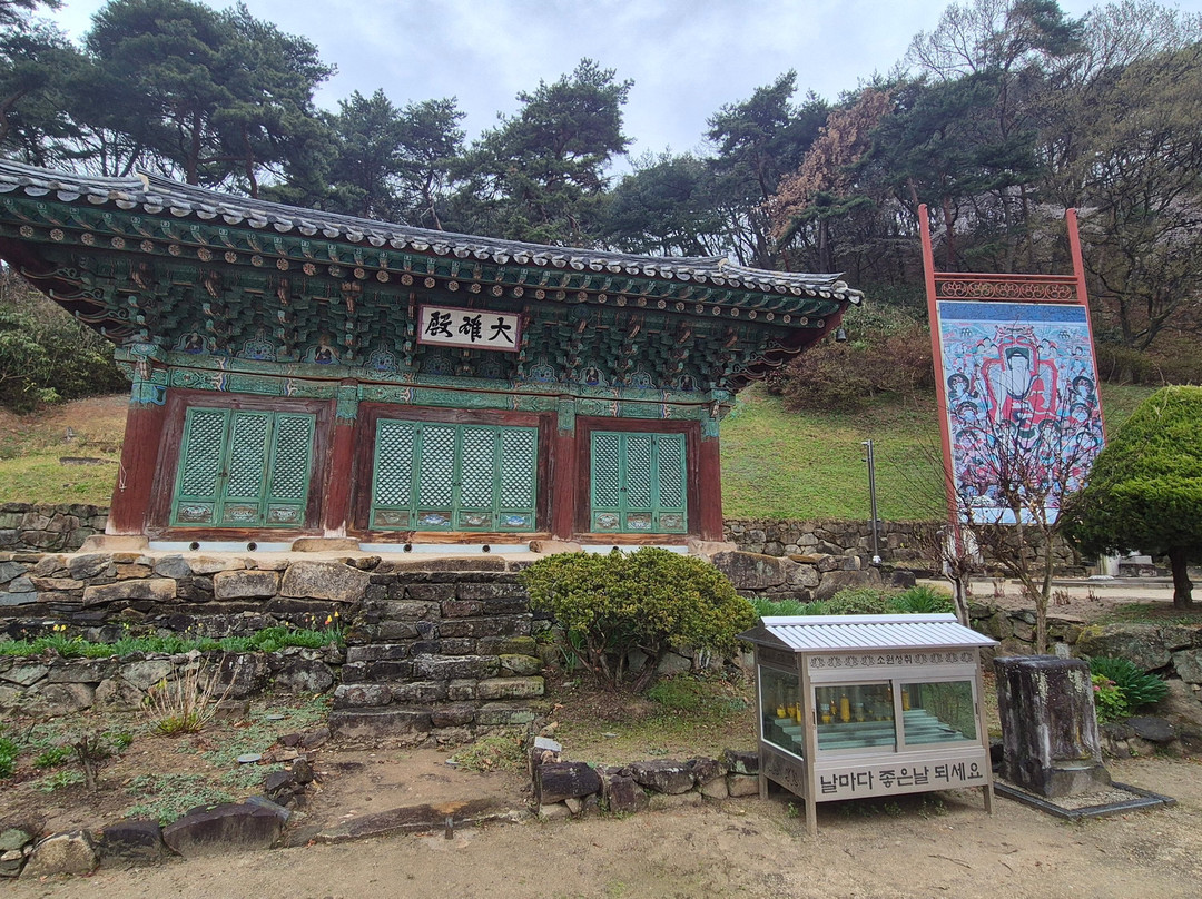 Ansimsa Daeungjeon-清州市必去景点