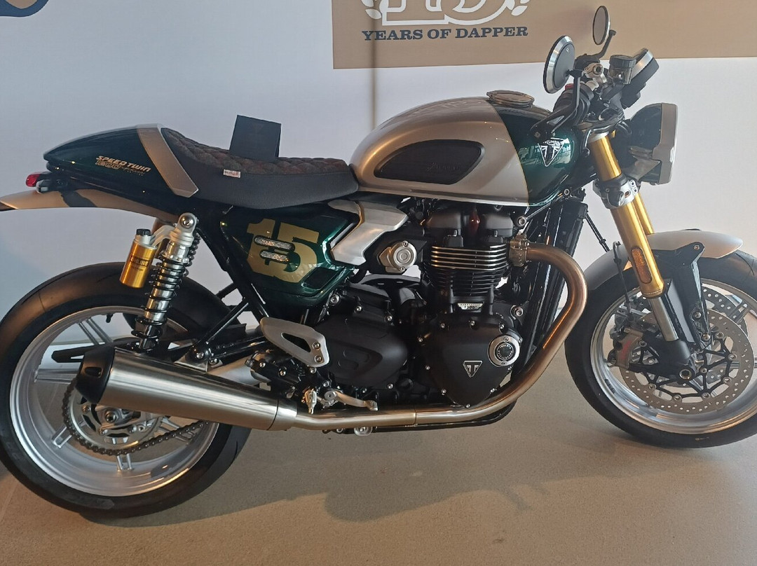 Triumph Factory Visitor Experience-欣克利必去景点