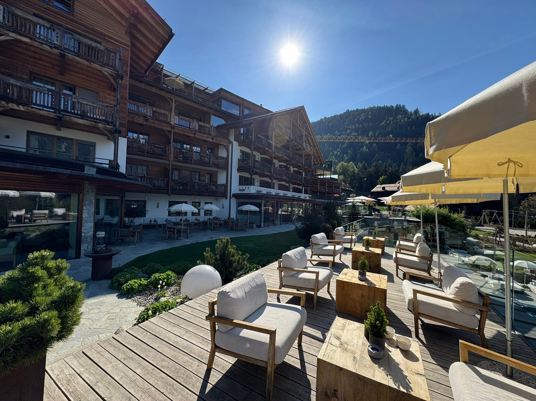 Familyhotel Sonnwies Dolomites主图