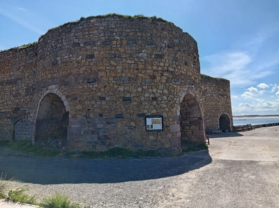 Beadnell Harbour and Lime Kilns-Beadnell必去景点