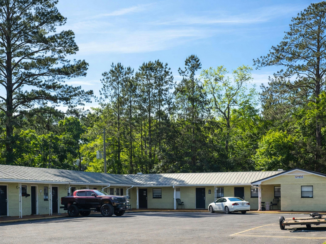 Riviera Motel Elba Near Enterprise US 84