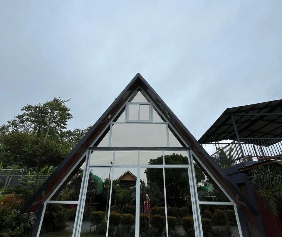 D LUXE Garden Resort