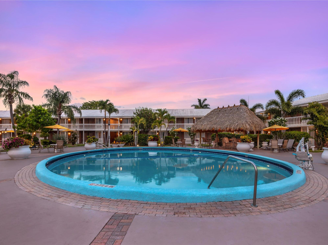 棕榈滩湖群贝斯特韦斯特酒店
