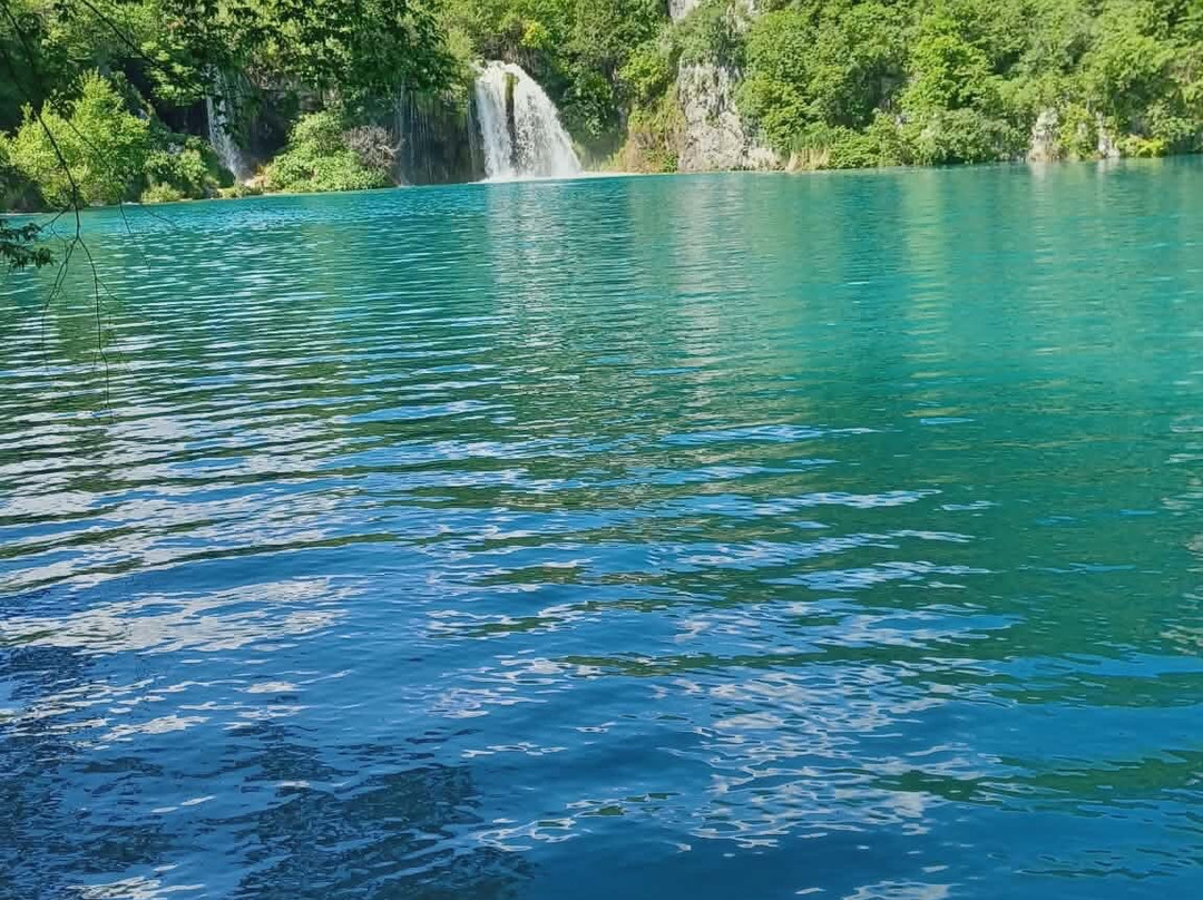 The Lower Lakes-十六湖国家公园必去景点
