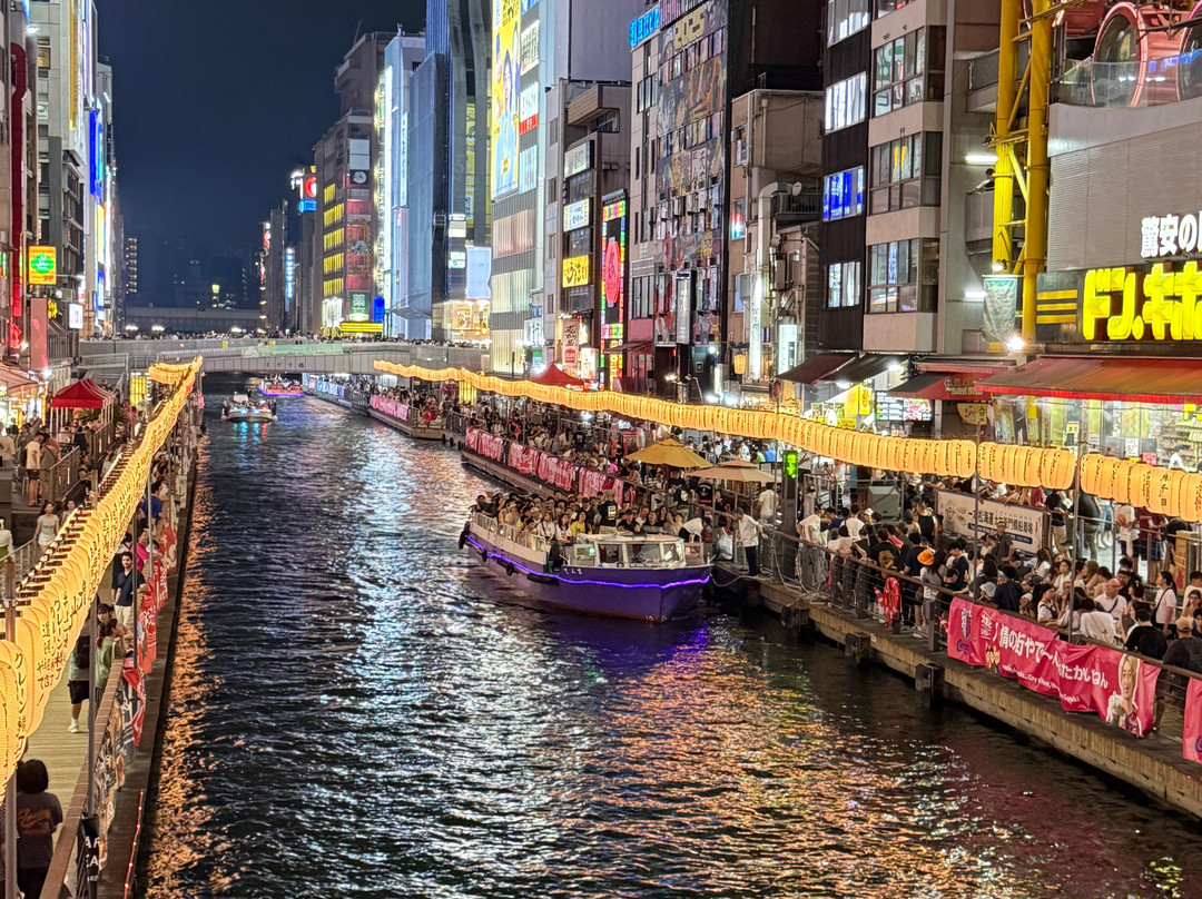 道顿堀河畔散步路-Dotombori必去景点