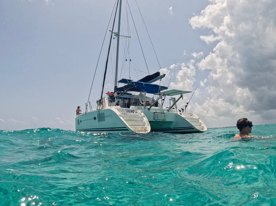 Sail With Friends Cayman-乔治城必去景点