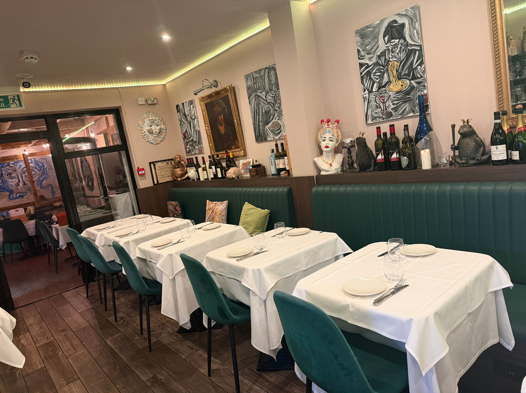 Lizzie's Cucina - Italian Restaurant