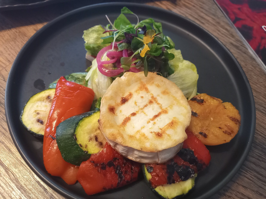 Pöide Grillhouse / Pöide Beer Taproom