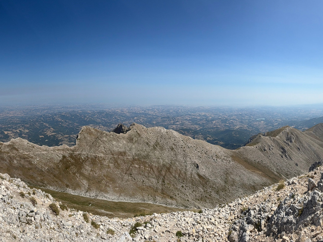 Monte Camicia-Castel del Monte必去景点