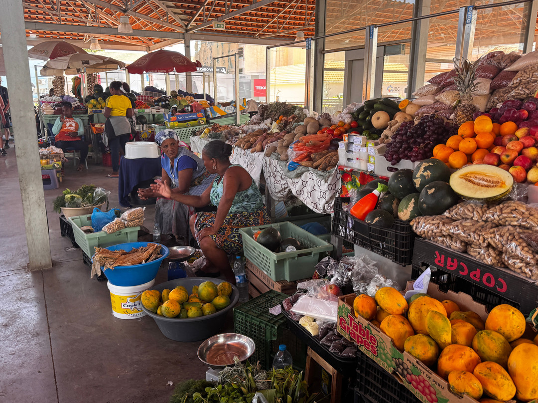 Mercado Municipal di Praia-培亚必去景点