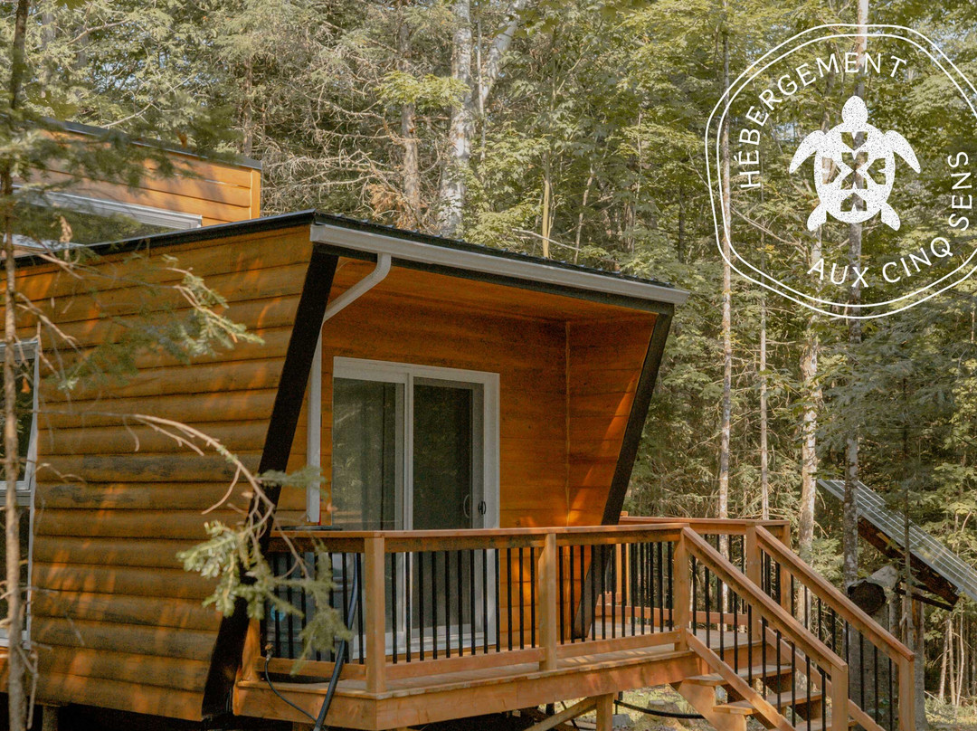 Hebergement aux Cinq Sens主图
