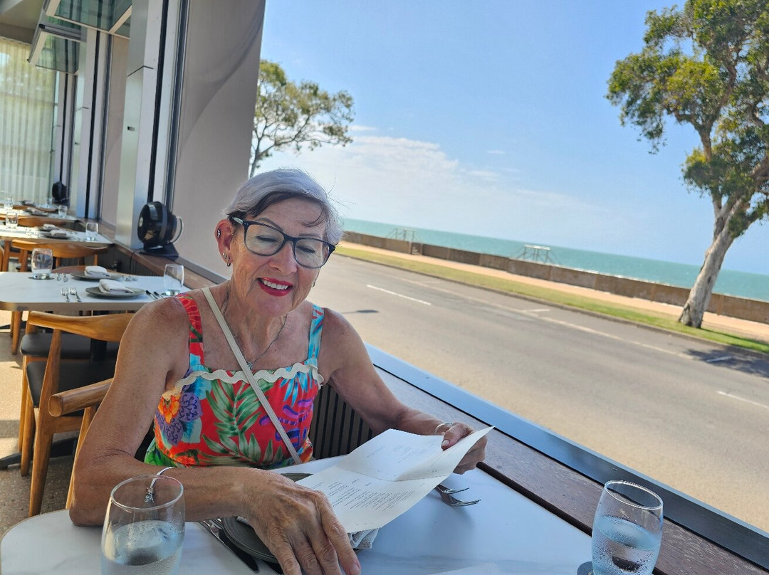 The Vineyard Bar And Restaurant