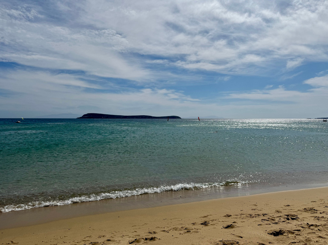 Golden Beach-Drios必去景点