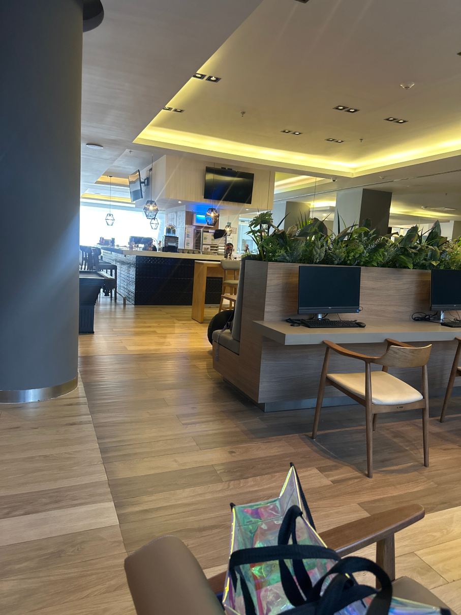 蒙特雷山谷嘉年华酒店-旅行者