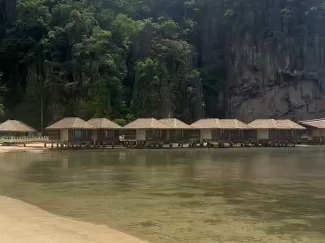 爱妮岛拉根岛度假村主图