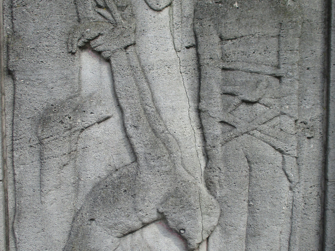 Mémorial Louis Schmidt-艾特贝克必去景点