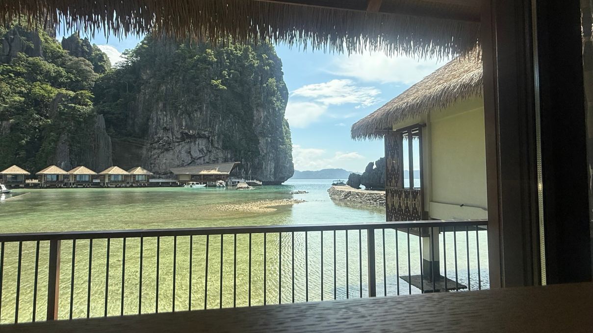 爱妮岛拉根岛度假村-旅行者