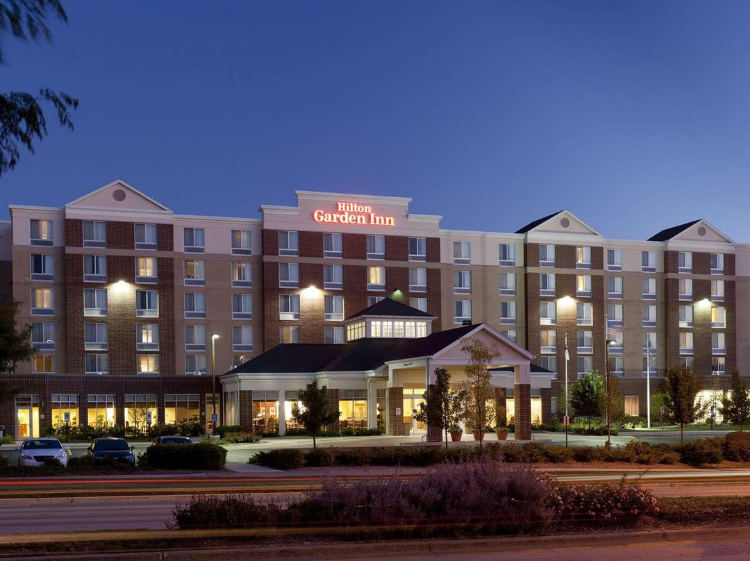 绍姆堡希尔顿花园酒店主图