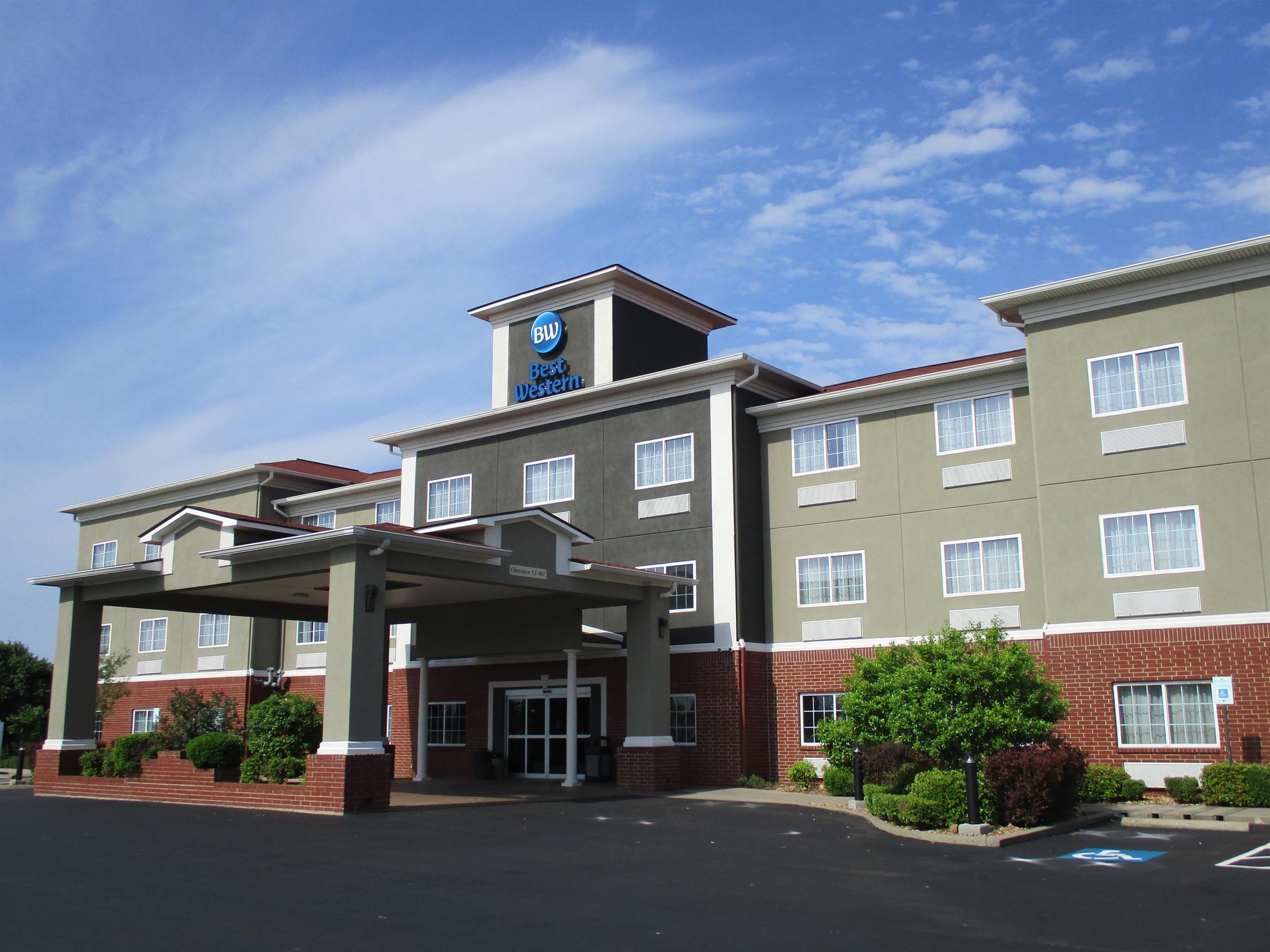 Best Western Presidential Hotel & Suites-官方